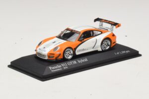Porsche 911 997 GT3 R Hybrid Presentation 2010 Minichamps 1:43 410108900 Fém – 2. kép a 4-ből