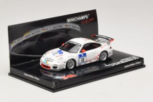 Porsche 911 997 GT3 RS #11 24 Hours Nurburgring 2010 Minichamps 1:43 437106711 Fém – 2. kép a 5-ből