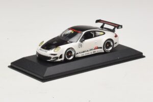 Porsche 911 997 GT3 RSR #9 Presentation 2009 Minichamps 1:43 400096909 Fém – 2. kép a 4-ből