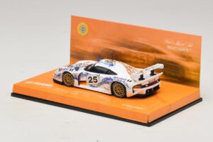Porsche 911 GT1 #25 B. Wollek / T. Boutsen / H-J. Stuck 24 Hours of Le Mans 1996 Minichamps 1:43 403966625 Fém – 3. kép a 5-ből