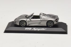 Porsche 918 Spyder Szürke Metál Minichamps 1:43 WAP0201000E Fém