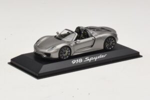 Porsche 918 Spyder Szürke Metál Minichamps 1:43 WAP0201000E Fém – 2. kép a 4-ből