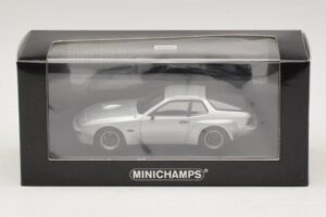 Porsche 924 Carrera GT Ezüst Minichamps 1:43 400066121 Fém – 4. kép a 4-ből