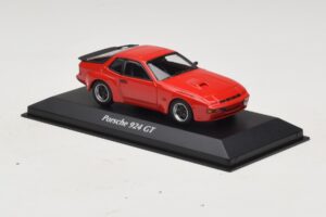 Porsche 924 GT Piros Maxichamps 1:43 940066120 Fém – 3. kép a 4-ből