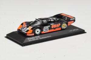 Porsche 956L #26 T-Bird Swap Shop P. Henn / J. Rondeau 24 Hours of Le Mans 1984 Minichamps 1:43 430846526 Fém – 2. kép a 4-ből