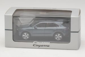 Porsche Cayenne E3 Blue Metallic Minichamps 1:43 WAP0203110J Fém – 4. kép a 4-ből