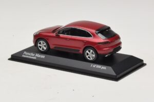 Porsche Macan 95B Piros Metál Minichamps 1:43 410062600 Fém – 3. kép a 4-ből