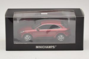 Porsche Macan 95B Piros Metál Minichamps 1:43 410062600 Fém – 4. kép a 4-ből