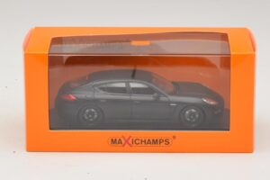 Porsche Panamera 970 Turbo Matt Fekete Maxichamps 1:43 940062370 Fém – 4. kép a 4-ből