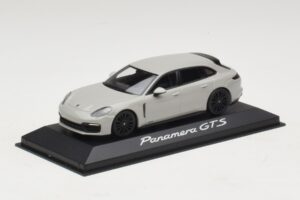 Porsche Panamera GTS 971 Chalk Grey Minichamps 1:43 WAP0207640J Fém – 2. kép a 4-ből