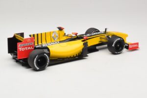 Renault R30 Showcar #11 R. Kubica F1 2010 Minichamps 1:18 150100081 Fém – 2. kép a 6-ből