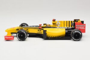 Renault R30 Showcar #11 R. Kubica F1 2010 Minichamps 1:18 150100081 Fém – 3. kép a 6-ből