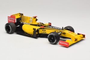Renault R30 Showcar #11 R. Kubica F1 2010 Minichamps 1:18 150100081 Fém – 4. kép a 6-ből