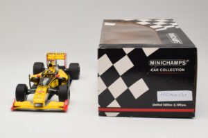 Renault R30 Showcar #11 R. Kubica F1 2010 Minichamps 1:18 150100081 Fém – 6. kép a 6-ből