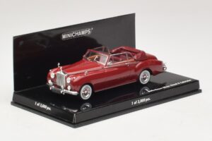 Rolls-Royce Silver Cloud II Kabrió Piros Minichamps 1:43 436134930 Fém – 2. kép a 4-ből