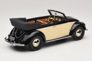 Volkswagen Beetle Kabrió Fekete Krém Minichamps 1:18 107054131 Gyanta – 2. kép a 6-ből