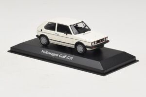 Volkswagen Golf GTI Mk1 Fehér Maxichamps 1:43 940055171 Fém – 3. kép a 4-ből
