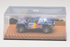 Volkswagen Race Touareg Red Bull #307 Kereskedői Kiadás 2005 Minichamps 1:43 7LO099400PD307 Fém – 4. kép a 5-ből