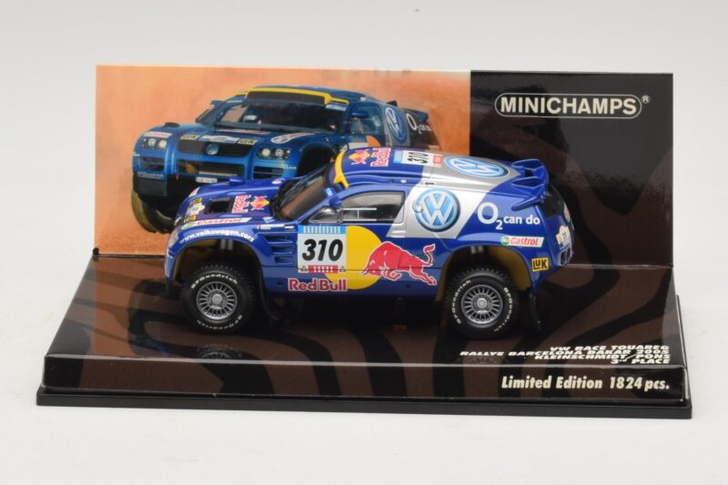 Volkswagen Race Touareg Red Bull #310 J. Kleinschmidt / F. Pons Dakar Rally 2005 Minichamps 1:43 Volkswagen Race Touareg Red Bull #310 J. Kleinschmidt / F. Pons Dakar Rally 2005 Minichamps 1:43 436055310 Fém