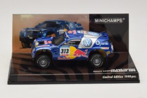 Volkswagen Race Touareg Red Bull #313 J. Kankkunen / J. Repo Dakar Rally 2005 Minichamps 1:43 436055313 Fém