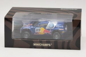 Volkswagen Race Touareg Red Bull #317 Gordon / von Zitzewitz Dakar Rally 2005 Minichamps 1:43 436055317 Fém – 5. kép a 5-ből