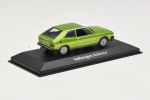 Volkswagen Scirocco Mk1 Zöld Metál Maxichamps 1:43 940050420 Fém – 2. kép a 4-ből