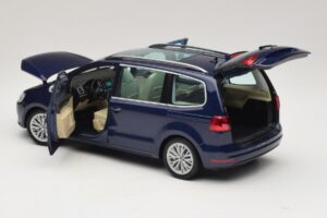 Volkswagen Sharan Blue Metallic Minichamps 1:18 110051000 Fém – 7. kép a 8-ből