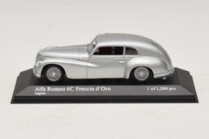 Alfa Romeo 6C 2500 Freccia d'Oro Ezüst Minichamps 1:43 400120480 Fém