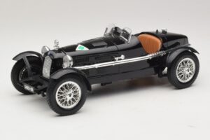 Alfa Romeo 8C Monza Fekete Bburago 1:18 3014-P1 Fém