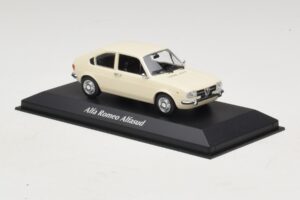 Alfa Romeo Alfasud Fehér Maxichamps 1:43 940120101 Fém – 3. kép a 5-ből