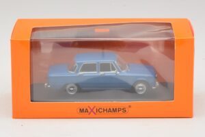 Alfa Romeo Giulia 1600 Kék Maxichamps 1:43 940120900 Fém – 5. kép a 5-ből