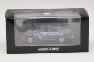 Alfa Romeo Giulia Europa-Testfahrt Sizilien-Hammerfest Minichamps 1:43 400120905 Fém – 5. kép a 5-ből