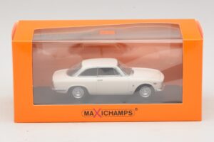 Alfa Romeo Giulia Sprint GTA Fehér Maxichamps 1:43 940120441 Fém – 5. kép a 5-ből