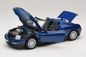 Alfa Romeo Spider 916 Kék Maisto 1:18 31831 Fém – 2. kép a 8-ből