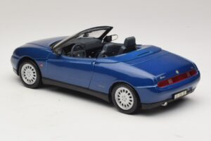 Alfa Romeo Spider 916 Kék Maisto 1:18 31831 Fém – 7. kép a 8-ből