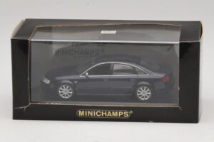 Audi RS6 C5 Kék Metál Minichamps 1:43 400011702 Diecast – 5. kép a 5-ből