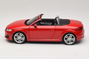 Audi TT 8J Roadster Tango Red Minichamps 1:18 5011400525 Fém – 4. kép a 8-ből