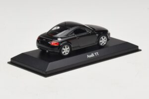Audi TT 8N Fekete Maxichamps 1:43 940017221 Diecast – 2. kép a 5-ből