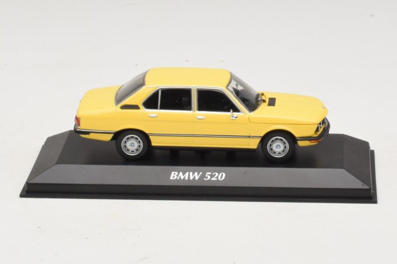 BMW 520 E12 Sárga Maxichamps 1:43 940023001 Fém