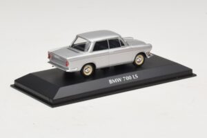 BMW 700 LS Ezüst Maxichamps 1:43 940023700 Fém – 2. kép a 5-ből