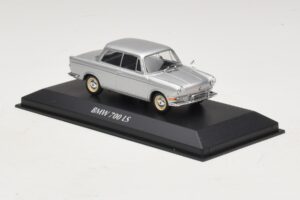 BMW 700 LS Ezüst Maxichamps 1:43 940023700 Fém – 3. kép a 5-ből