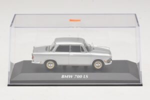BMW 700 LS Ezüst Maxichamps 1:43 940023700 Fém – 4. kép a 5-ből