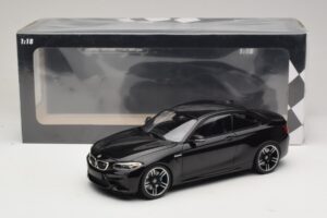 BMW M2 F87 Fekete Metál Minichamps 1:18 155026100 Fém – 6. kép a 6-ből