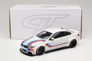 BMW M4 F82 Liberty Walk Csere Doboz GT Spirit 1:18 GT067-R1 Gyanta – 6. kép a 6-ből