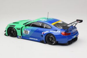 BMW M6 GT3 #33 Falken Motorsport P. Dumbreck 24 Hours of Nurburgring 2017 Minichamps 1:18 153172633 Fém – 5. kép a 6-ből