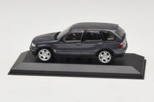 BMW X5 E53 4.4i Szürke Metál Csere Doboz Minichamps 1:43 80420393166-R1 Diecast