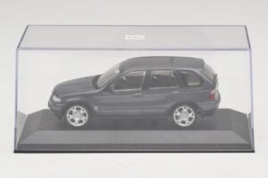 BMW X5 E53 4.4i Szürke Metál Csere Doboz Minichamps 1:43 80420393166-R1 Diecast – 4. kép a 5-ből