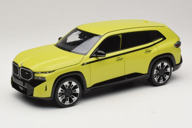 BMW XM G09 Sárga Minichamps 1:18 110023302 Diecast