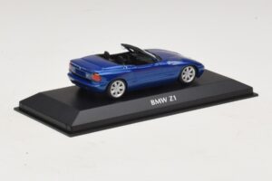 BMW Z1 E30 Kék Metál Maxichamps 1:43 940020101 Diecast – 2. kép a 5-ből
