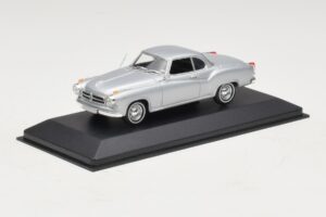Borgward Isabella Kupé Ezüst Minichamps 1:43 400096031 Fém – 2. kép a 5-ből